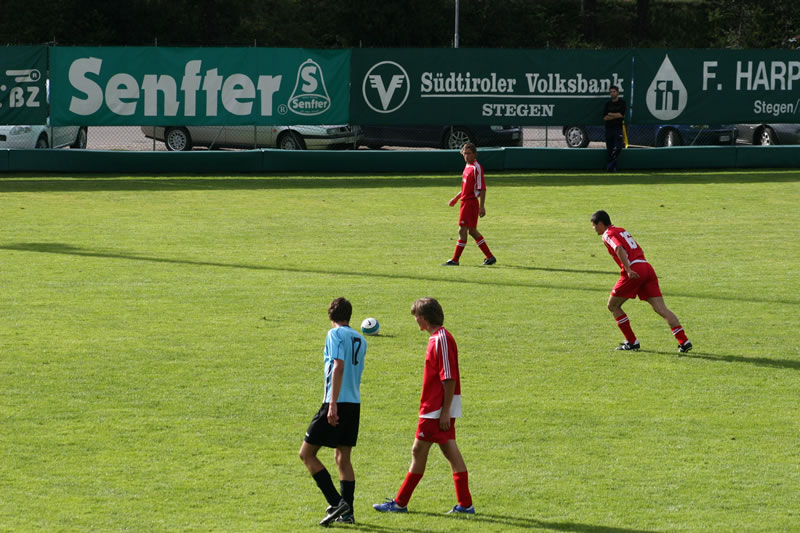 gal/Stadtturnier2007 - Spiel um Platz3 gegen Ahrntal/2007-08-12 SVR gg. SSV Ahrntal beim Stadtrurnier 139.jpg